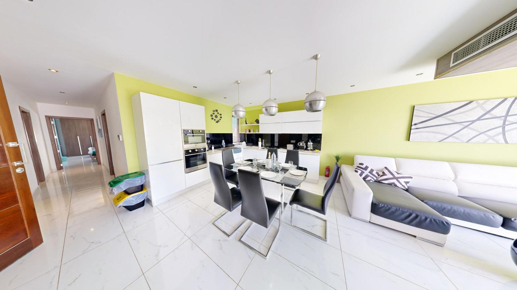 Amazing Spacious Apartment With Bbq & Jacuzzi San Ġiljan Exterior foto